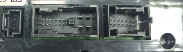   MERCEDES-BENZ C-CLASS C200 W204 CLIMATE CONTROL AC PANEL A2049009104 2007-2014 - Image 4