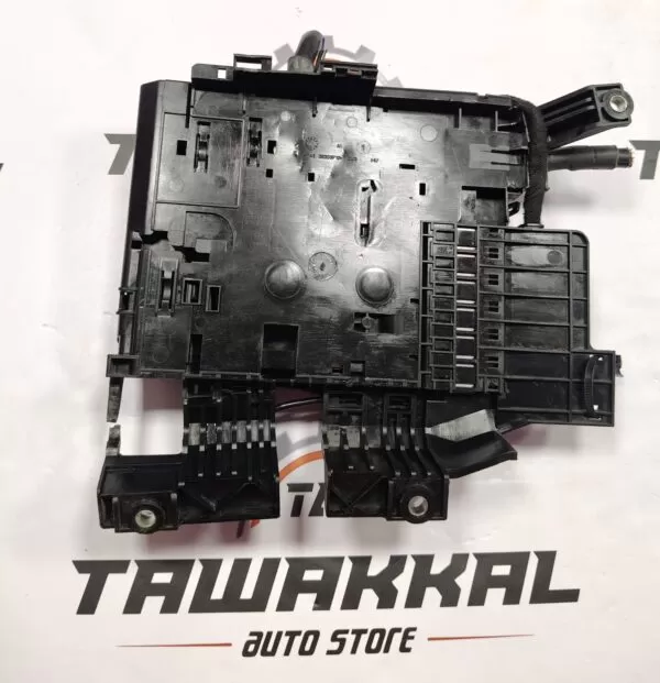             Porsche Cayenne S Rear Trunk Fusebox Relay Junction Box 7P0937548H 2011-2018 - Image 7