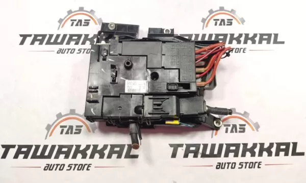            Porsche Cayenne S Rear Trunk Fusebox Relay Junction Box 7P0937548H 2011-2018