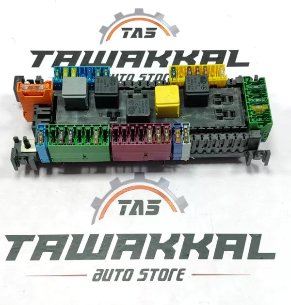 MERCEDES-BENZ GL500 X166 REAR RELAY FUSEBOX JUNCTION BOX A1669063901 12-19